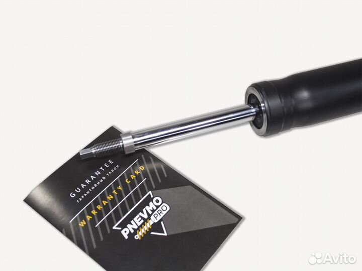 Амортизатор Jeep Grand Cherokee WK2 передний правы