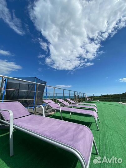 Отдых у бассейна