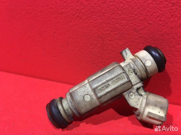 Форсунка Hyundai Trajet 1 G4GC 2.0 dohc бензин