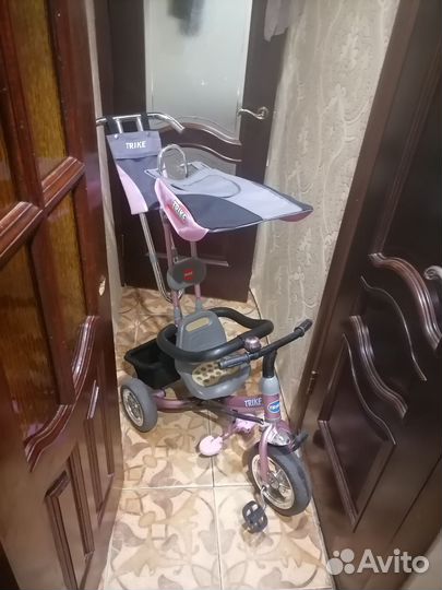 Велосипед 3-х колёсный с ручкой trike