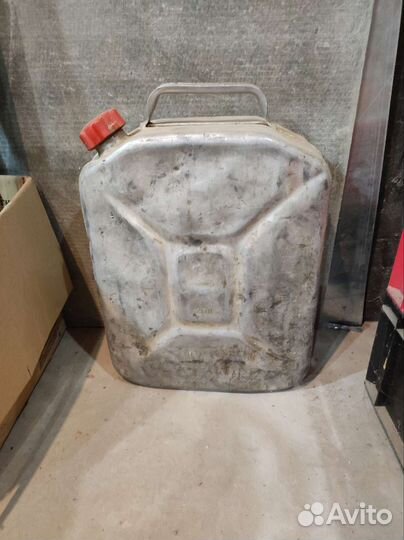 Канистра алюминиевая 20 литров