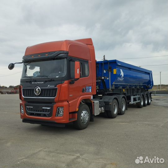 Водитель самосвала