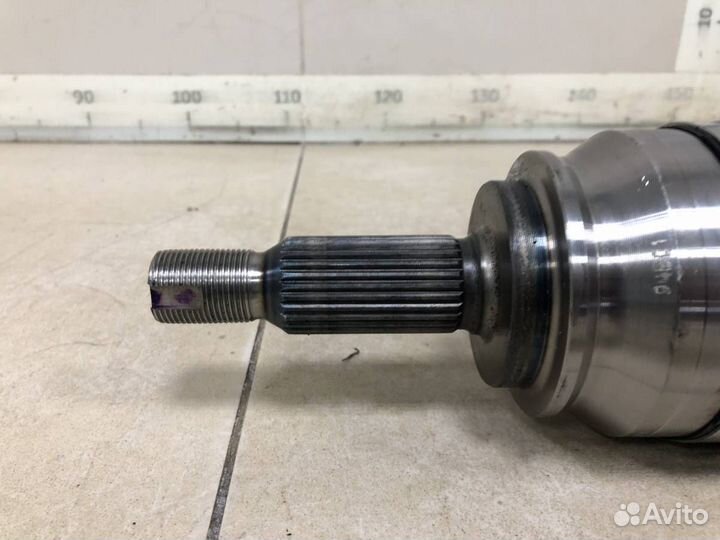 Привод правый передний Mitsubishi Outlander