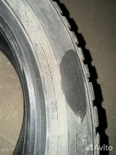 Dunlop SP Winter Ice 03 215/50 R17