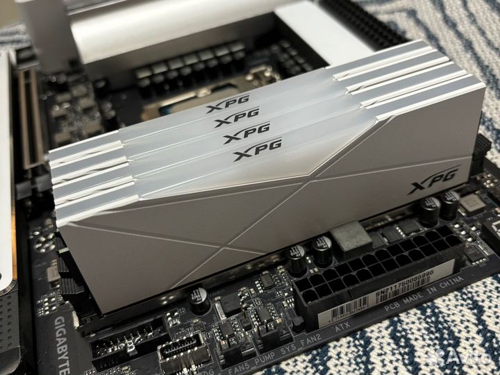 DDR4 XPG Spectrix D50 32Gb 3600MHz