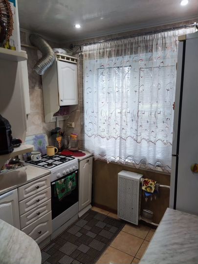4-к. квартира, 57 м², 1/5 эт.