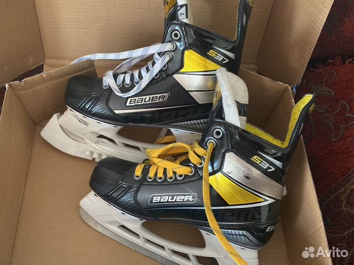 Коньки хоккейные профессиональные 7D