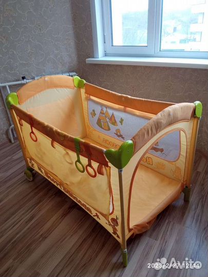 Детская кровать манеж