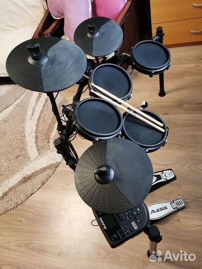 Ударная установка Alesis Nitro Mesh Kit