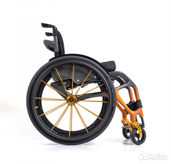 Лёгкая инвалидная коляска из карбона iCross active