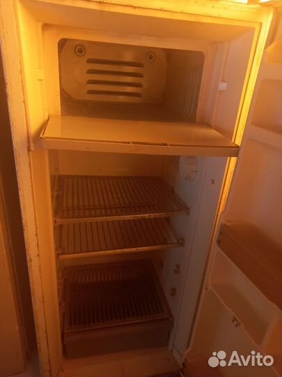 Холодильник бу