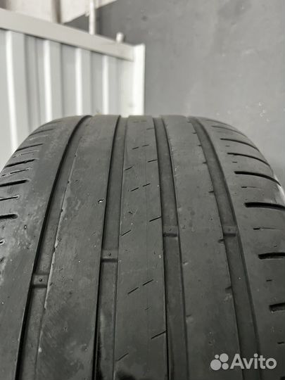Kumho Ecsta HS51 235/45 R17 W