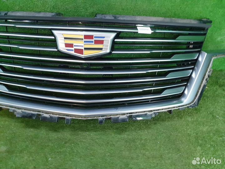 Решетка радиатора Cadillac Escalade