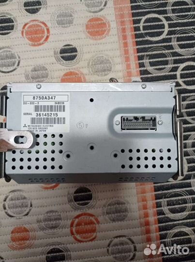 Магнитофон Митсубиси