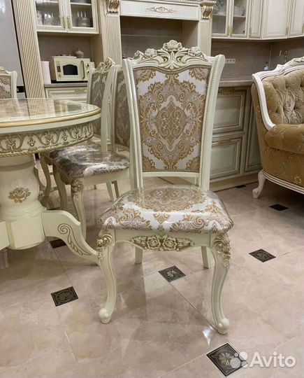 Обеденная группа стол стулья /кухонный стол стулья