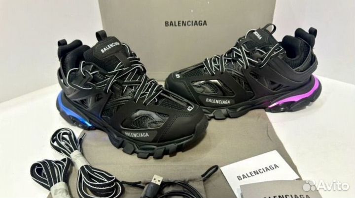 Кроссовки Balenciaga Track 1 LED