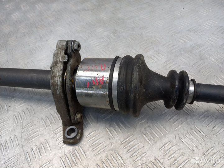 Привод передний правый Renault Megane 2 1.6