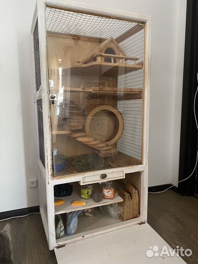 Витрина для шиншилл бу