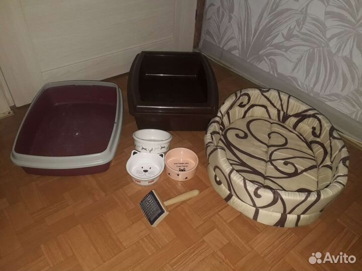 Лоток лежанка миски пуходёрка