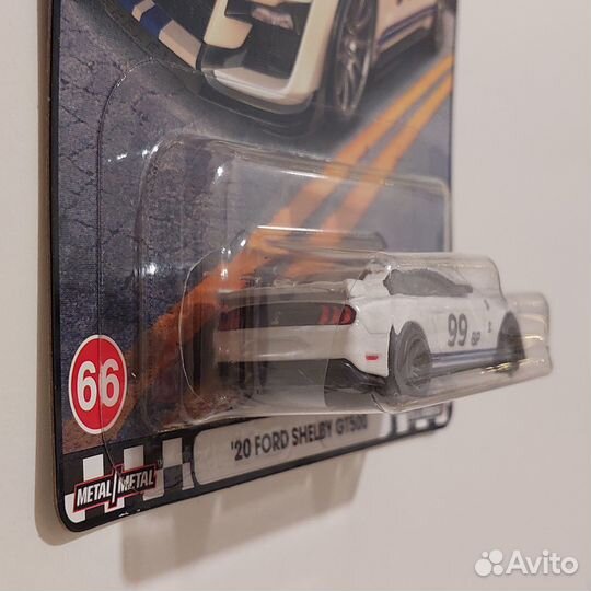 Hot Wheels Premium Boulevard '20 Ford Shelby GT500