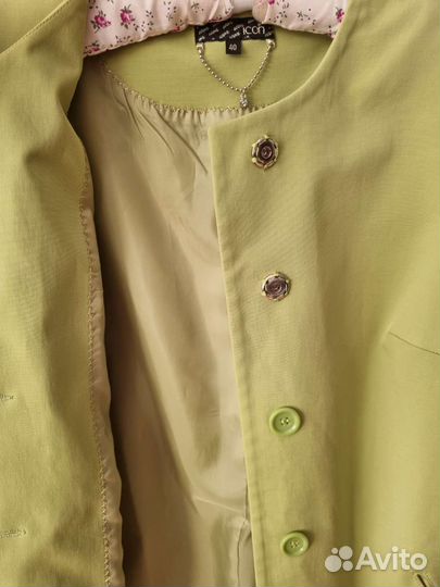 Плащ женский 46