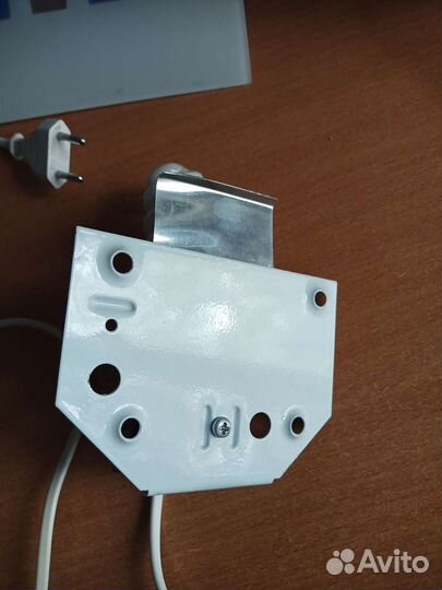 Светильник потолочный