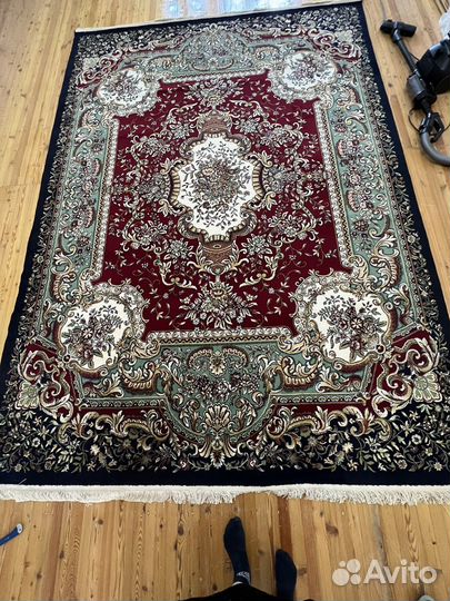 Шерстяной ковёр