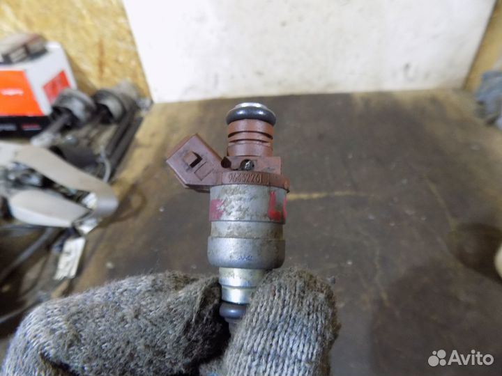 Форсунка Chevrolet Lacetti 1.6