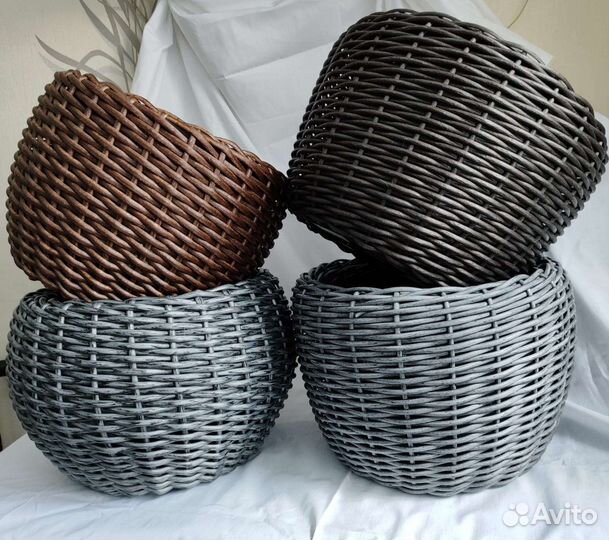 Кашпо из ротанга