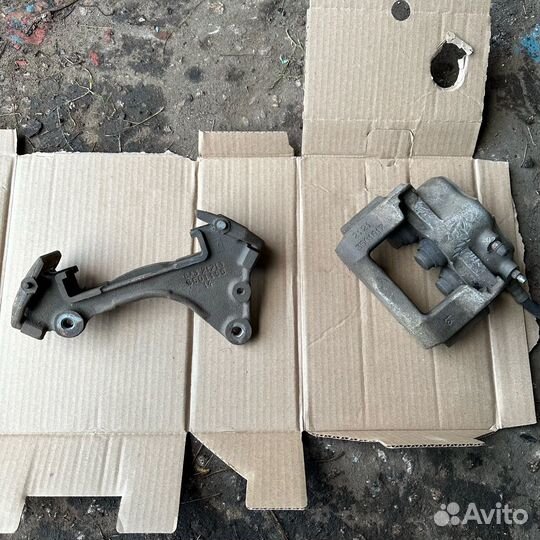Скоба суппорта niva