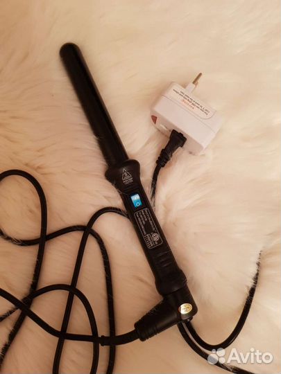 Щипцы для завивки волос. Плойка