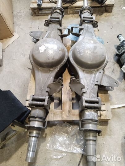 Картер чулок заднего моста Газон Next Паз Вектор