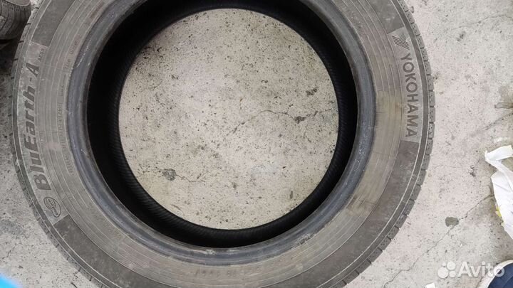 Yokohama BluEarth AE50 235/55 R18