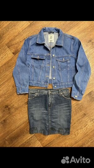 Куртка джинсовая