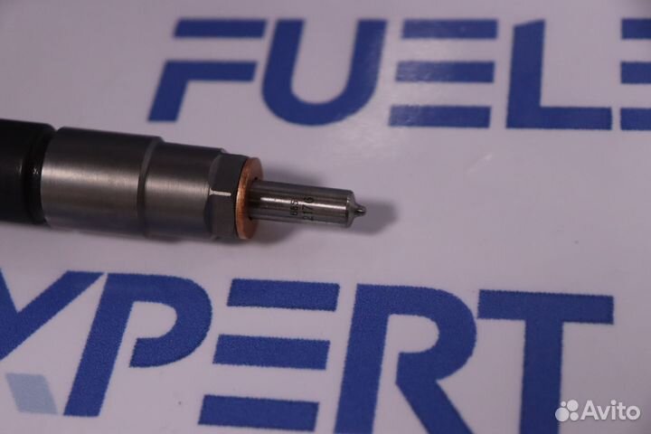 Форсунка топливная 0445110616