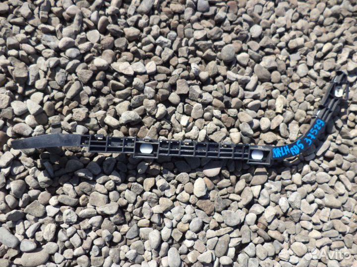 Крепление бампера заднее левое Honda Cr-V RD5 K20A