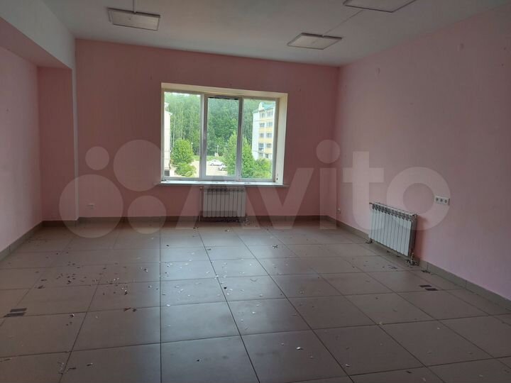 Торговая площадь, 70 м²