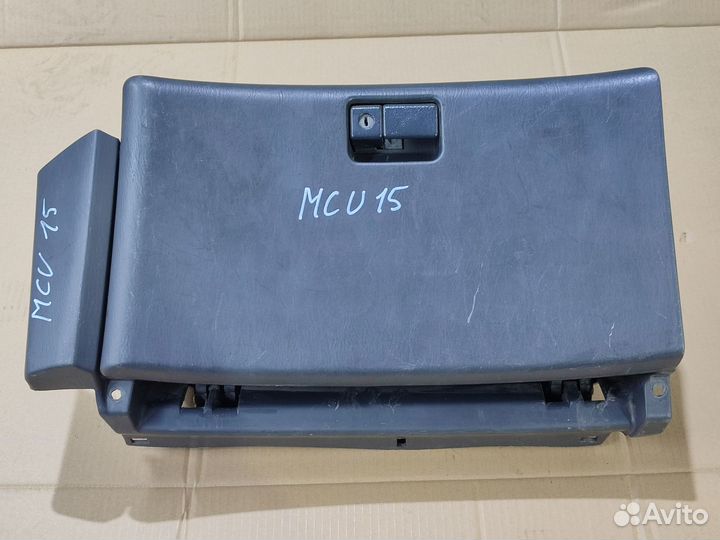 Бардачок с замком Toyota Harrier MCU15, 1MZ-FE