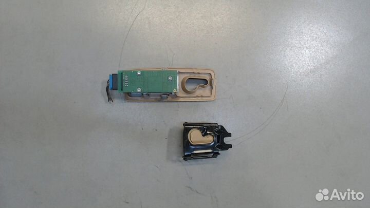 Фонарь салона Porsche Cayenne, 2012