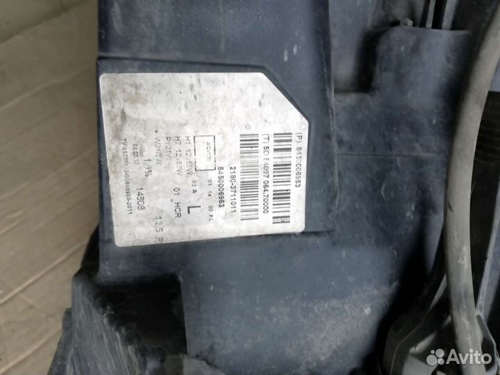 Фара передняя левая на LADA vesta