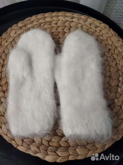 Варежки зимние женские