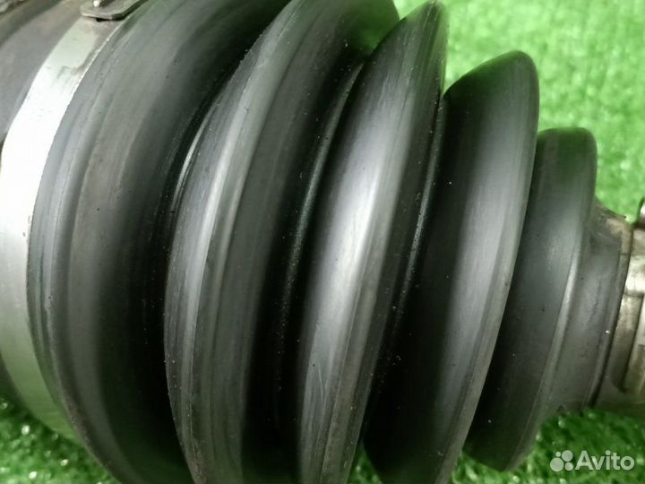 Привод передний правый Audi A4 B8