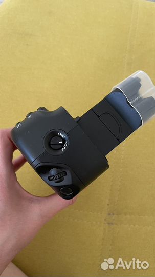 Аккумуляторный блок рукоятка BG-E6