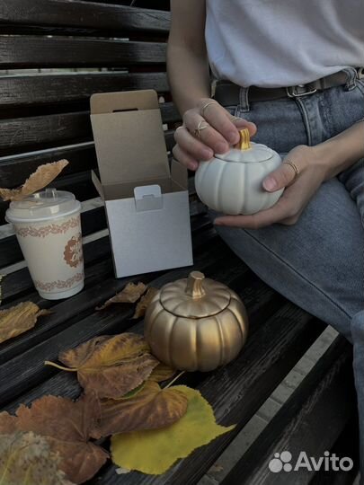 Свеча в гипсе ароматическая из натурального воска