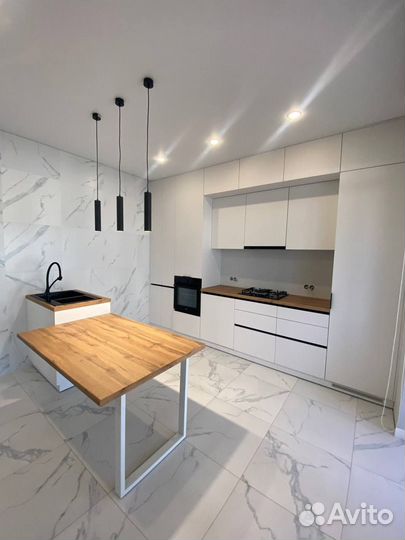 Кухонный гарнитур с островом по заказ