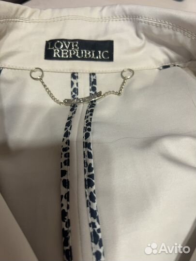 Плащ женский