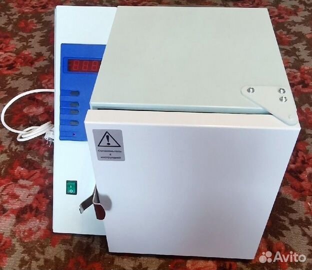 Оборудование для ногтевого дела