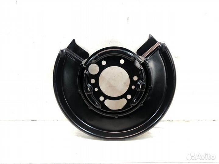 Пыльник тормозного диска задний правый Mercedes