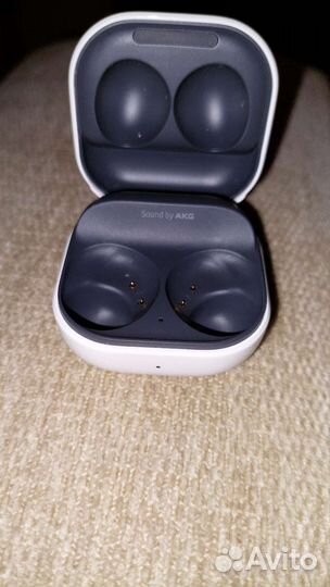 Samsung galaxy buds 2 кейс