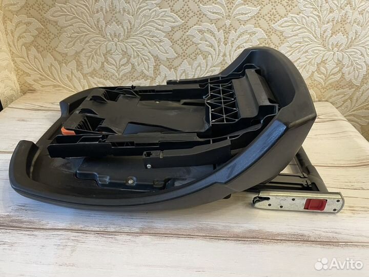 База для автокресла Cybex Pallas Fix